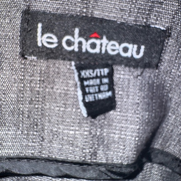 Le Chateau Elegant Gray Blazer - Picture 2 of 5